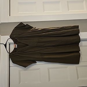 Womens A-line dress with pockets size Large green